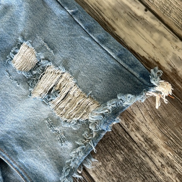 WE THE FREE BEAUTIFUL JEAN SKIRT, SIZE 24 - Picture 4 of 11